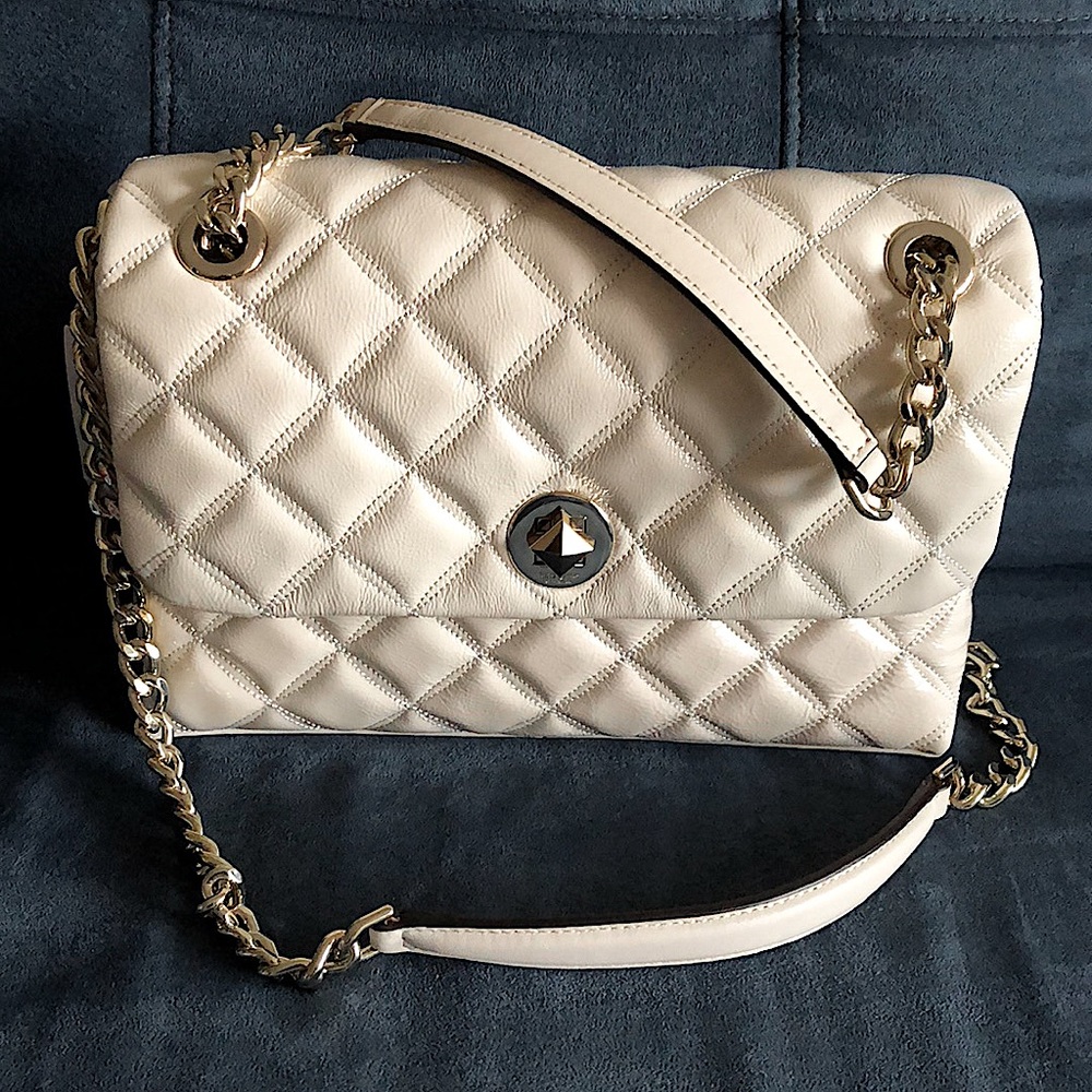 Kate Spade NWT medium flip shoulder quilted crinkle Parchment